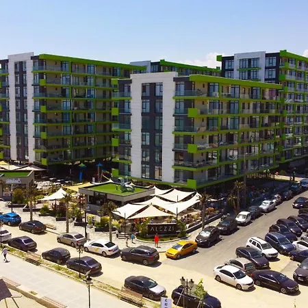 Eden Spa&pool アパート *