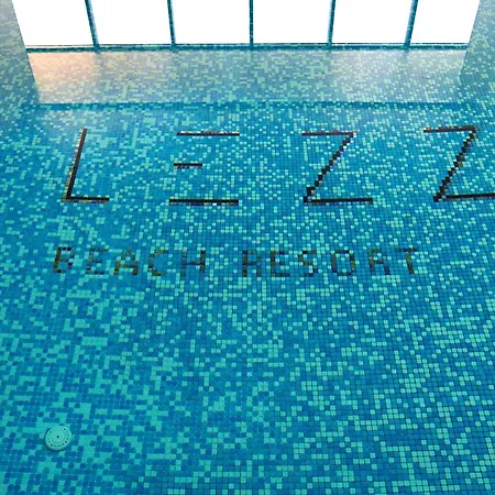 Eden Spa&pool アパート