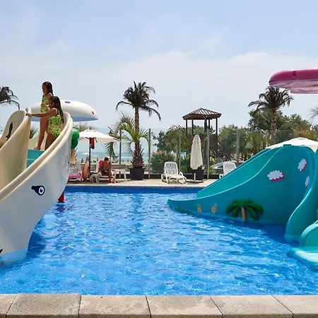 Lägenhet Eden Spa&pool