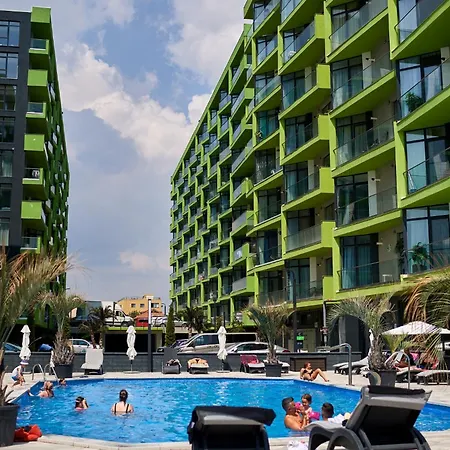 Eden Spa&pool Apartment *