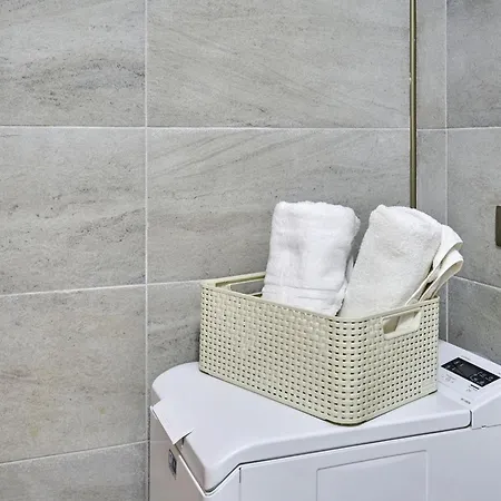 Eden Spa&pool アパート